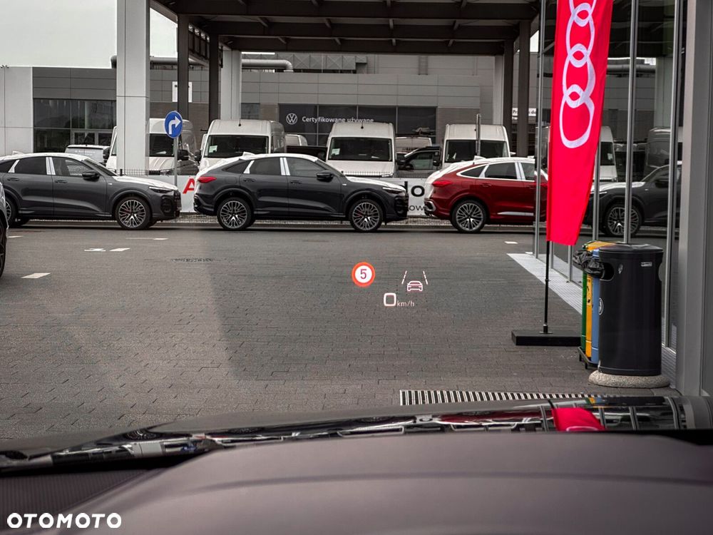 Audi Q8 - 27