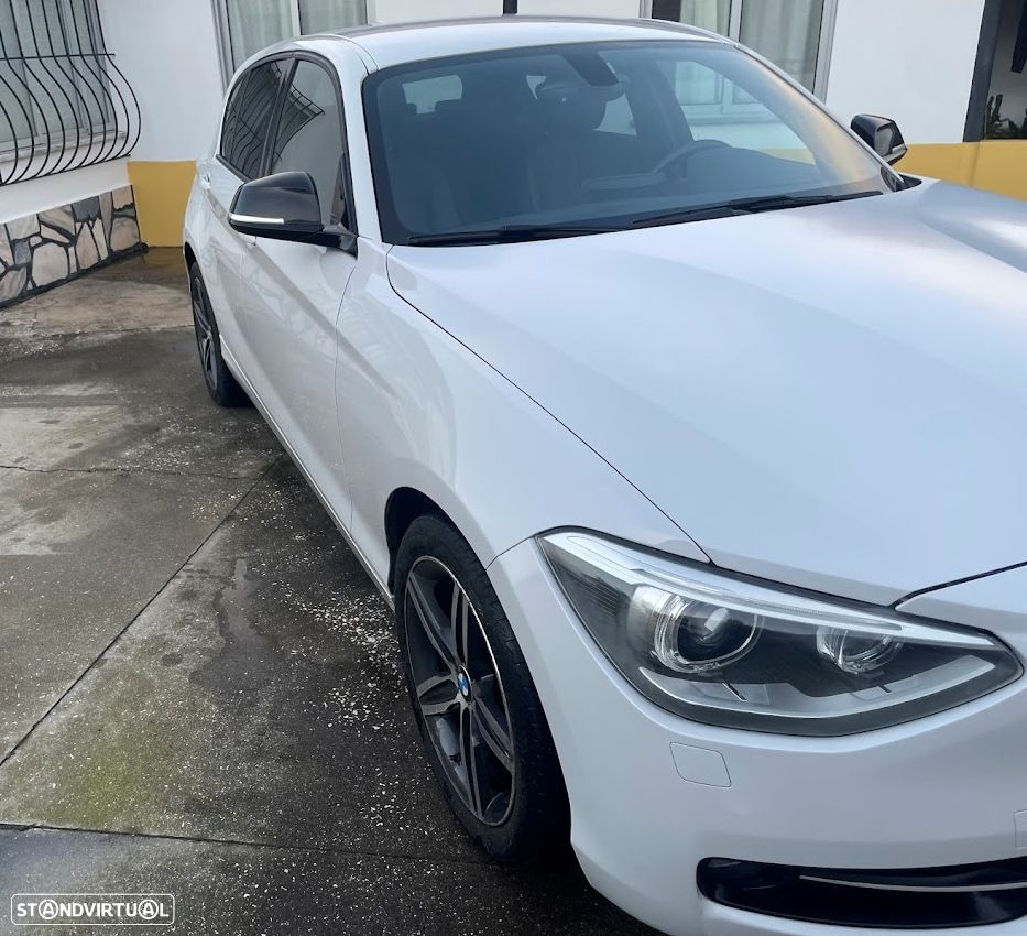 BMW 116 d Sport Line - 2