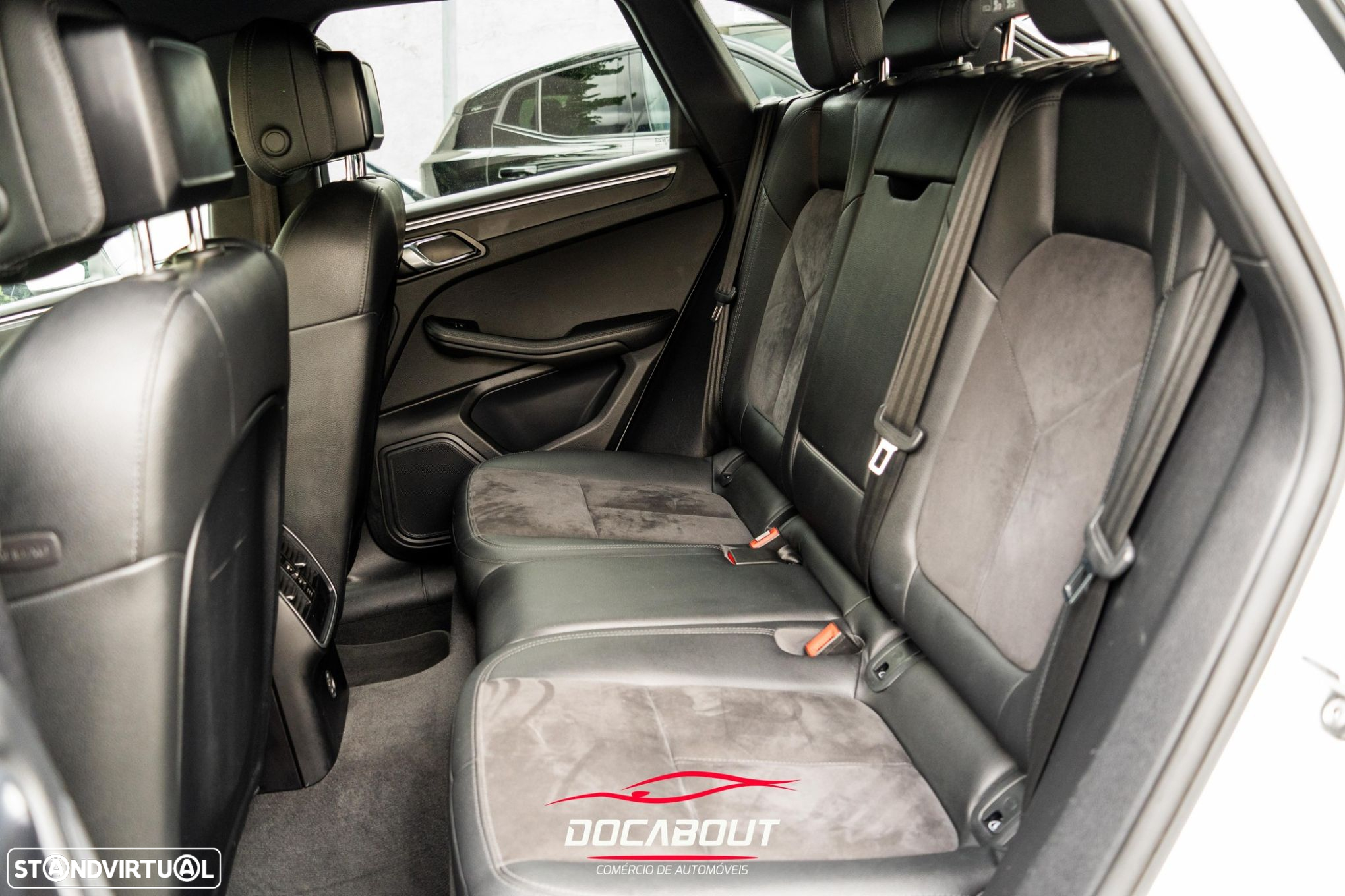 Porsche Macan - 17