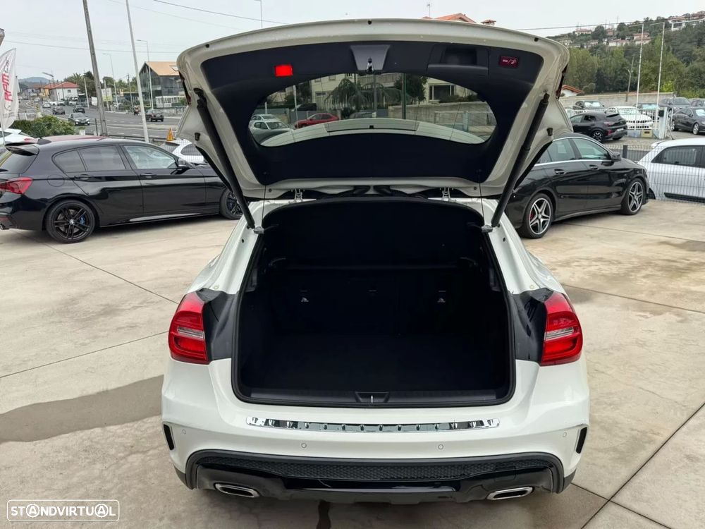 Mercedes-Benz GLA 220 CDI 7G-DCT AMG Line - 12