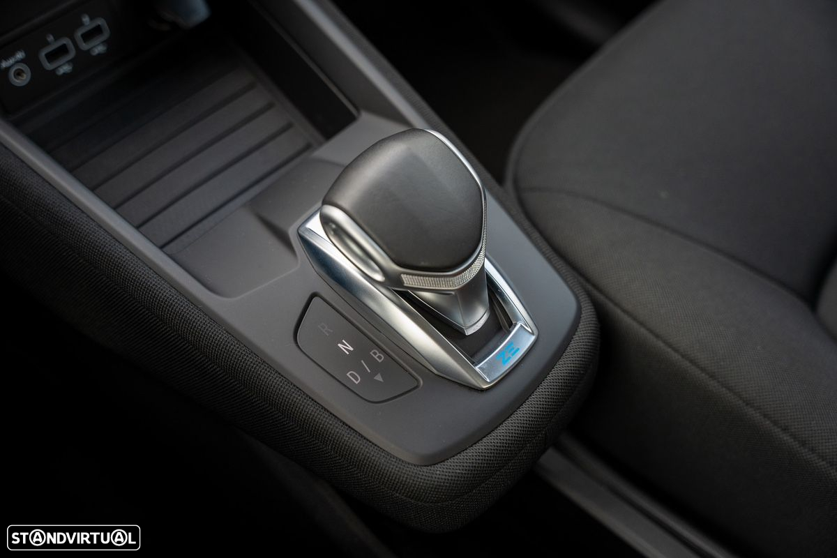 Renault Zoe (c/ Bateria) Z.E. 50 LIFE - 21