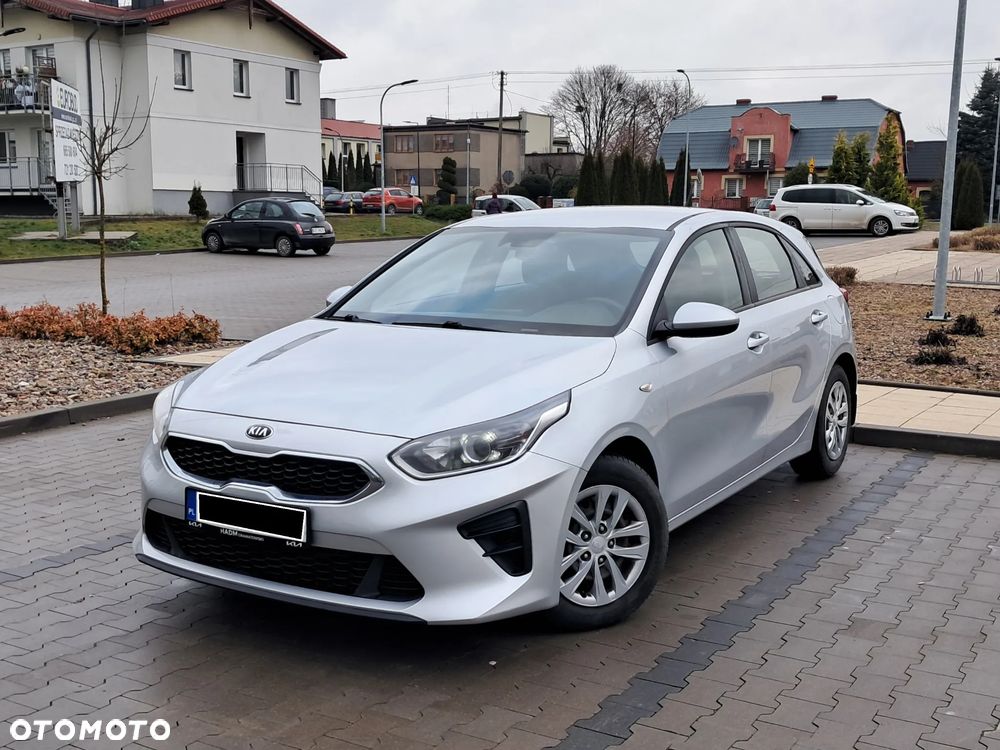 Kia Ceed - 1