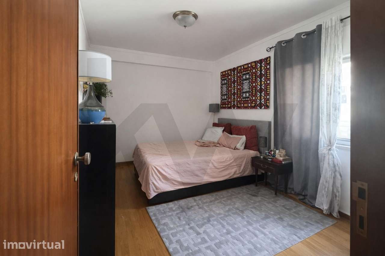 Apartamento T2 em São João da Talha com Arrecadação - Grande imagem: 5/7