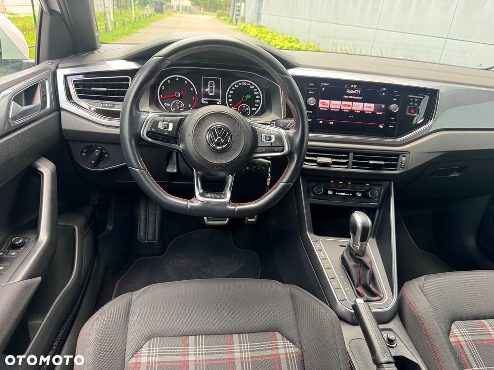 Volkswagen Polo 2.0 TSI OPF DSG GTI - 20