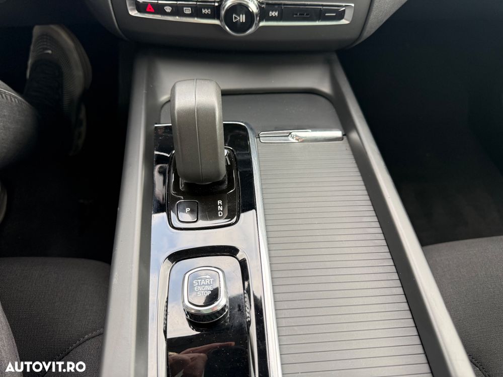 Volvo XC 60 T6 AWD Recharge Geartronic Inscription Expression - 23