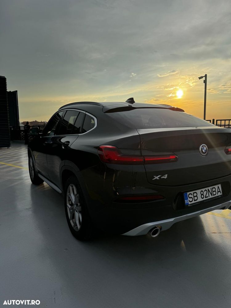 BMW X4 xDrive30i AT xLine - 3