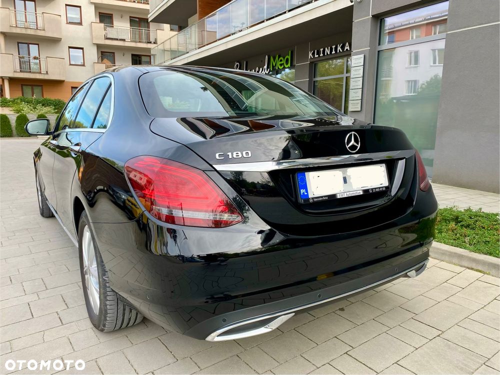 Mercedes-Benz Klasa C 180 9G-TRONIC Avantgarde - 16
