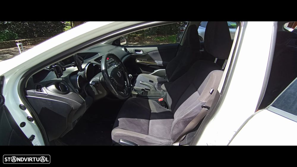 Honda Civic 1.4 i-VTEC Sport - 13