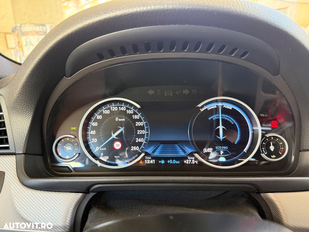 BMW Seria 5 525d xDrive AT - 8