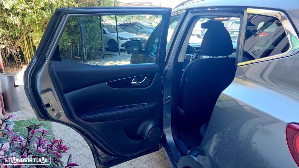Nissan Qashqai 1.5 dCi 360 - 12