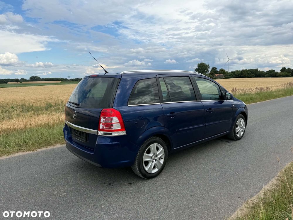 Opel Zafira - 4