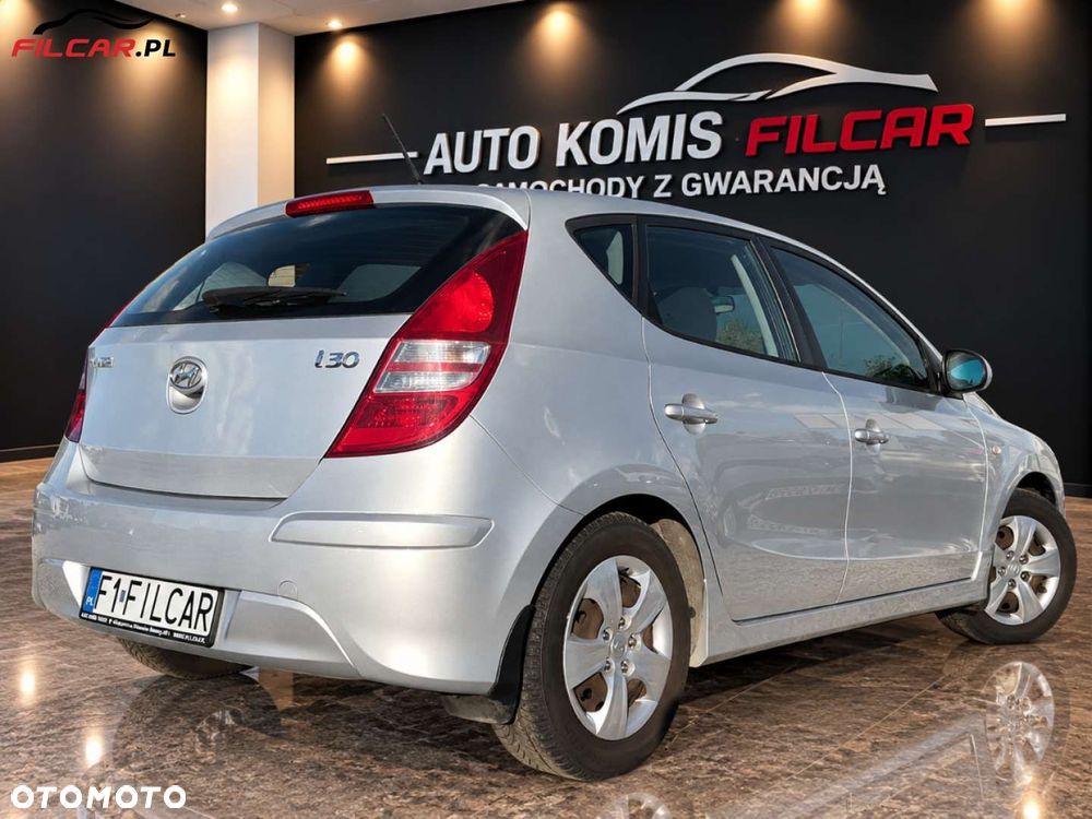 Hyundai I30 2010 photo 3