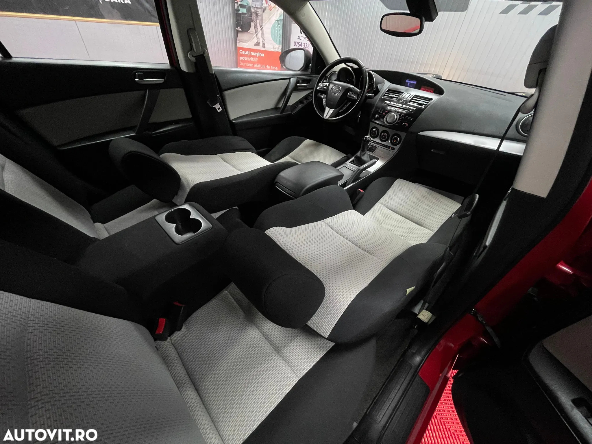 Mazda 3 - 15