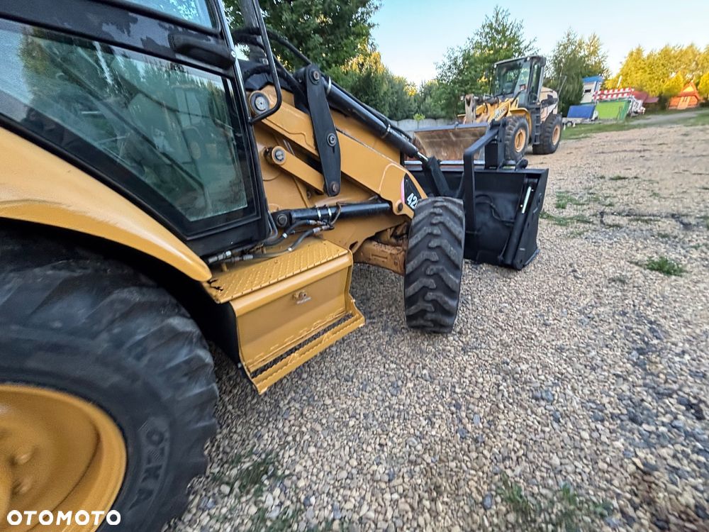 Caterpillar CAT 428E 2008r 4x4 koparko ładowarka teleskop widły rekin - 9