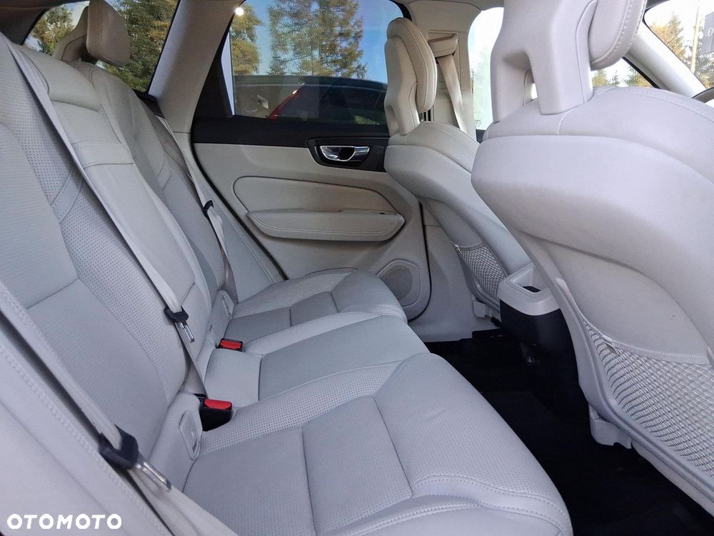 Volvo XC 60 - 12