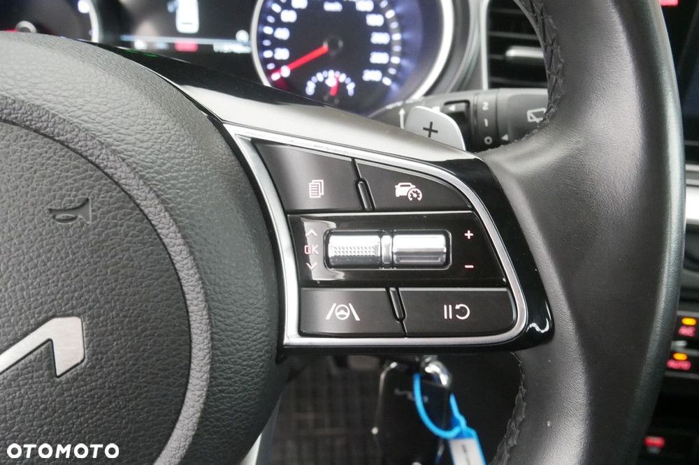 Kia Ceed - 23