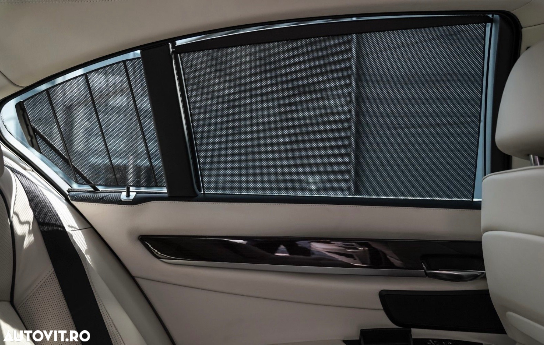 BMW Seria 7 750i xDrive Aut. - 16