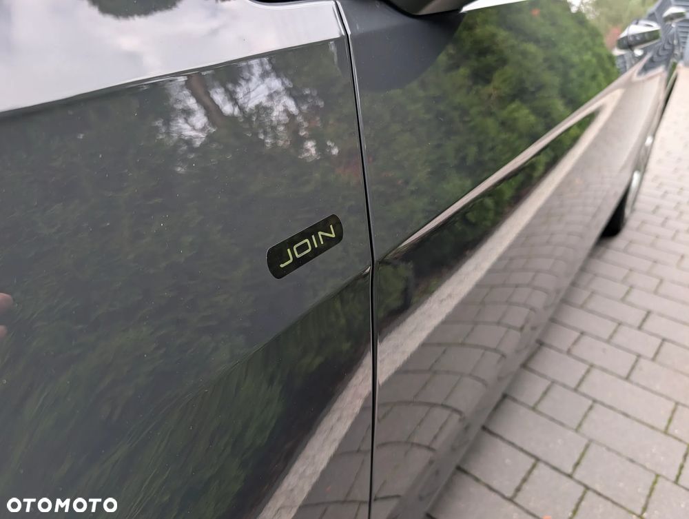 Volkswagen Golf - 22