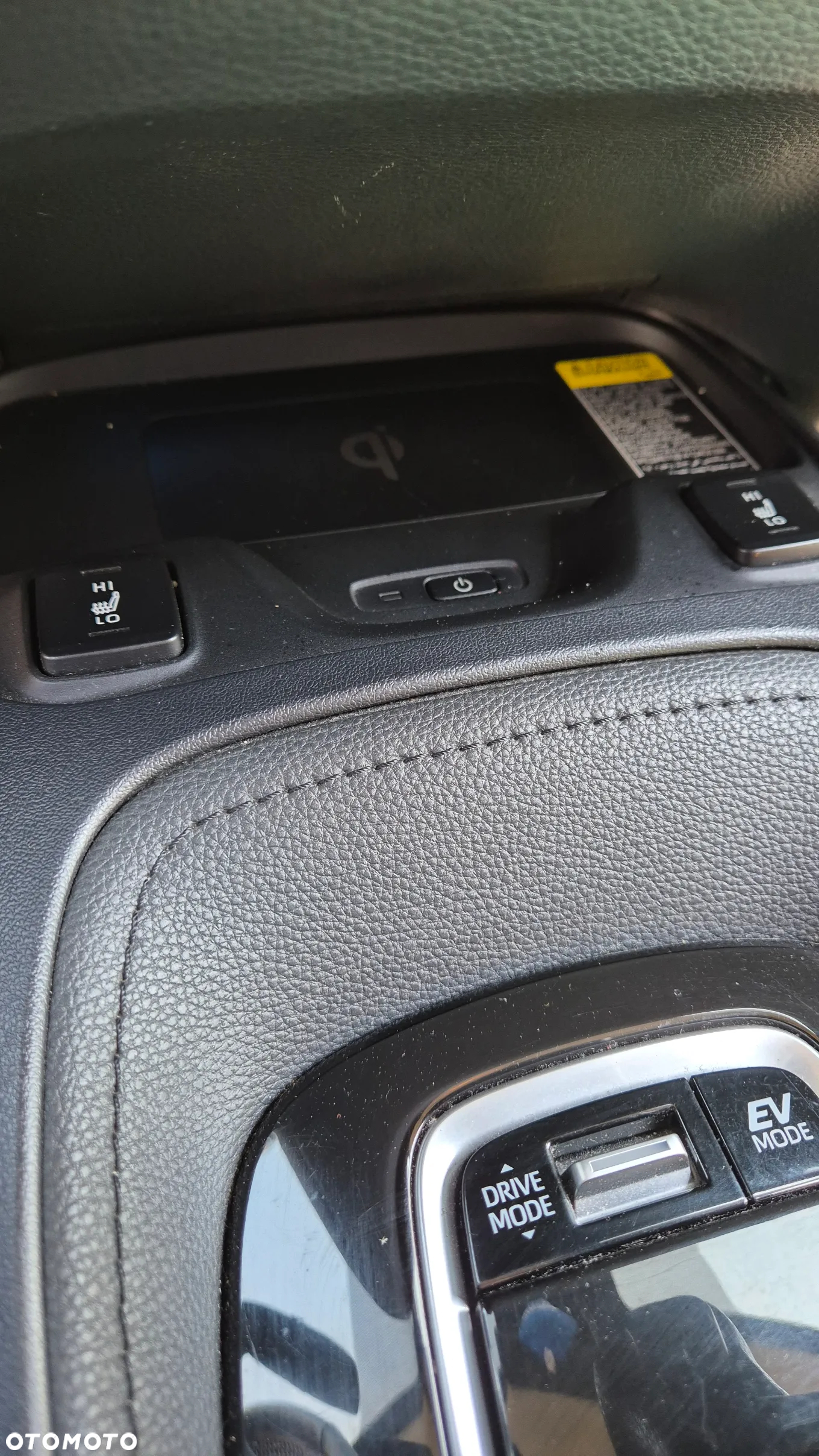 Toyota Corolla 1.8 Hybrid Executive - 13