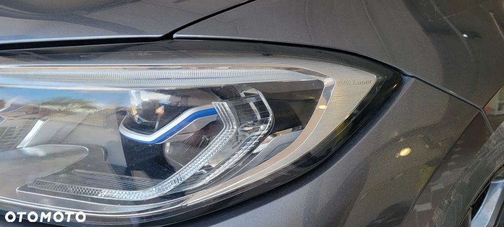 BMW Seria 3 330i xDrive M Sport sport - 7