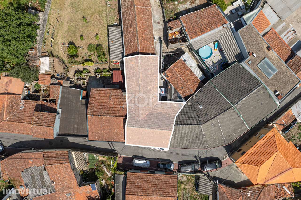 Moradia Multifuncional em Baguim do Monte / Gondomar - Grande imagem: 2/48