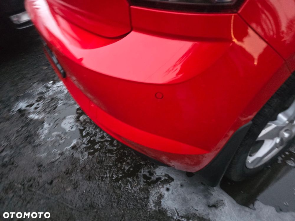 Zderzak  tył  vw  polo  VI  2g  w  kolorze  LP3G - 2