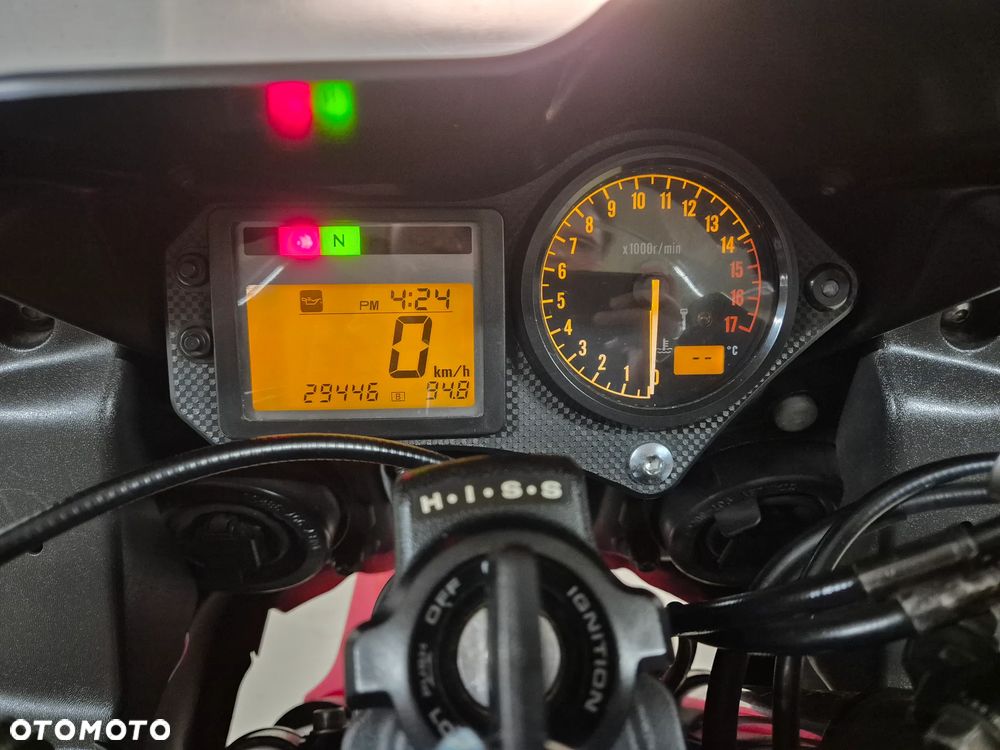 Honda CBR - 4