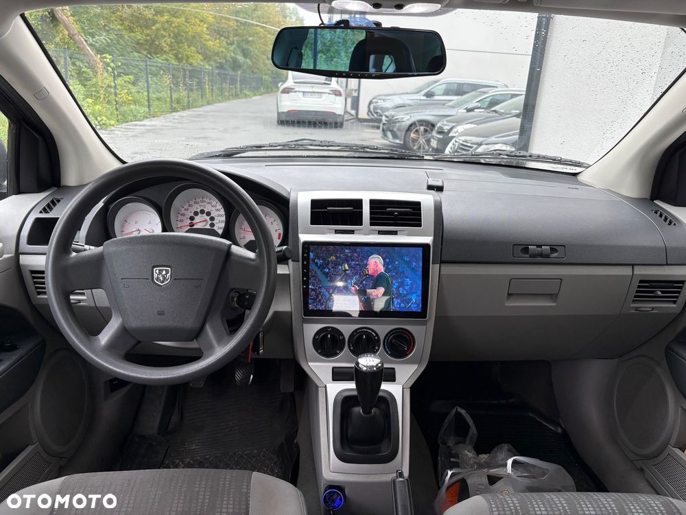 Dodge Caliber 1.8 SE - 17