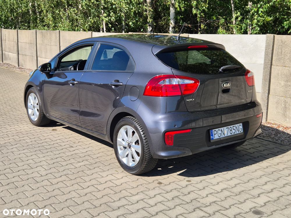 Kia Rio 1.2 Dream Team Edition - 22