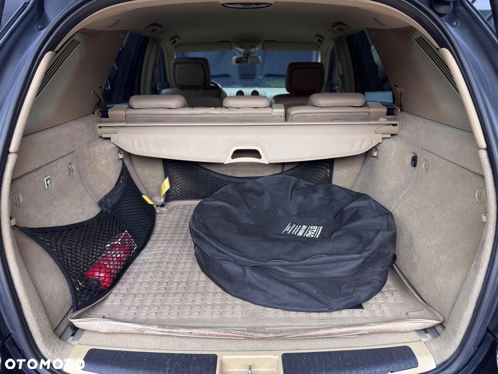 Mercedes-Benz ML - 21