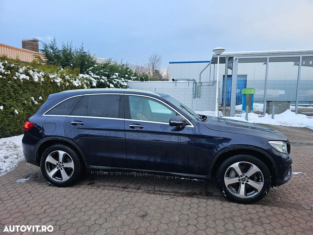 Mercedes-Benz GLC - 14