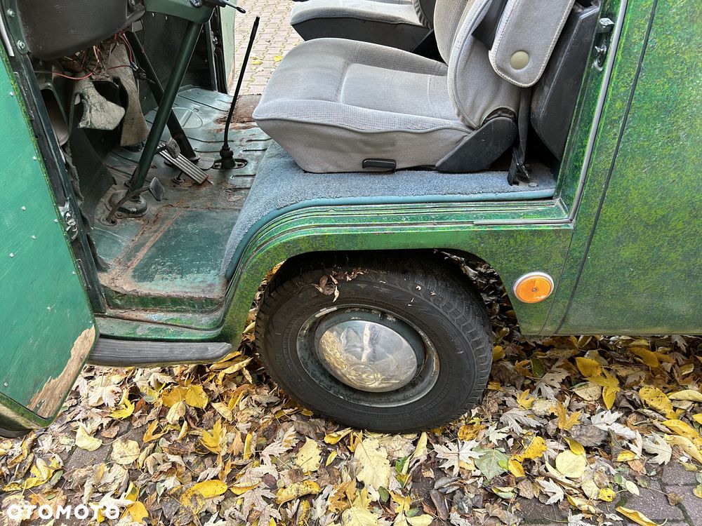 Volkswagen Transporter - 4