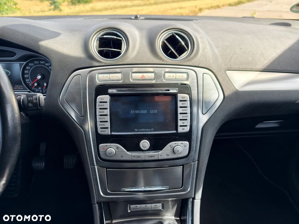 Ford Mondeo 2.0 Titanium X - 28