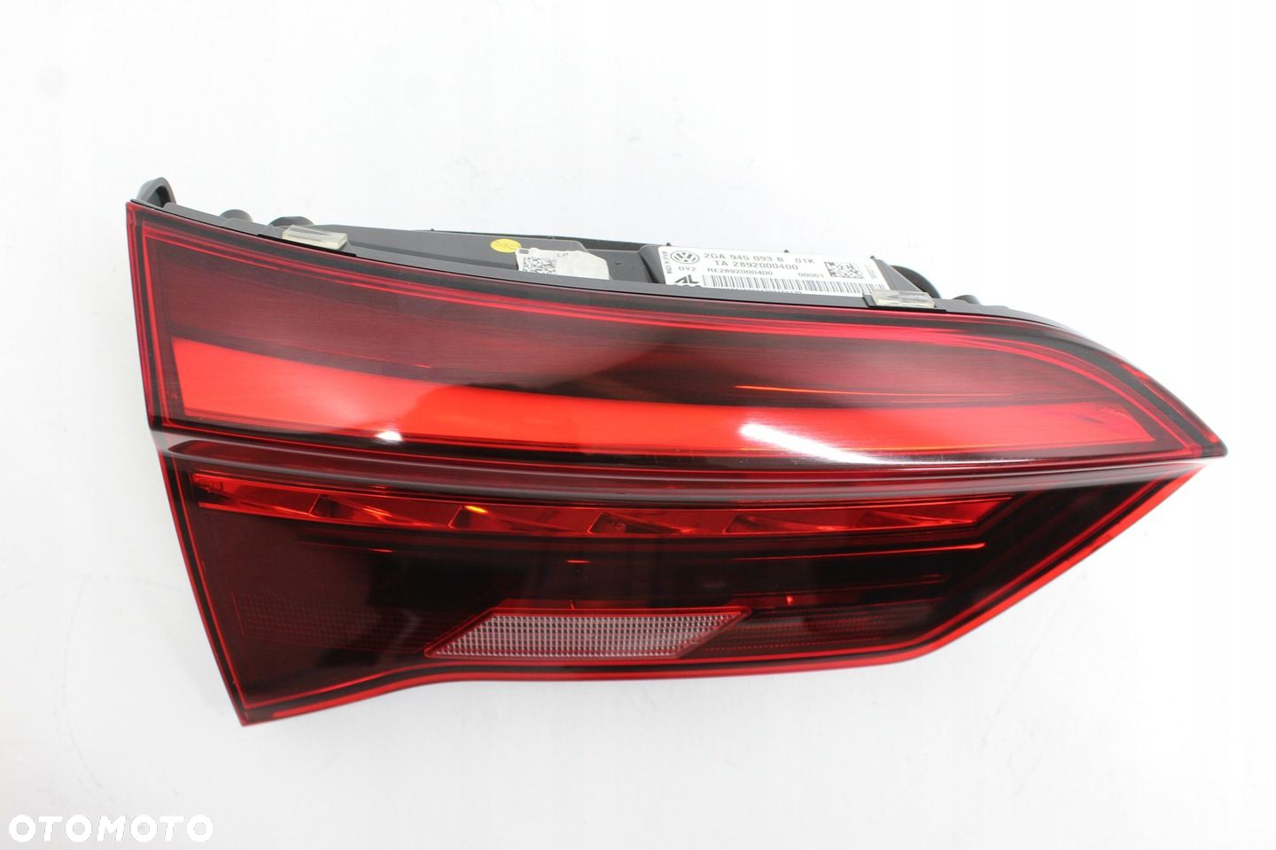 MBM VW T-ROC LAMPA KLAPY 2GA945093B - 2
