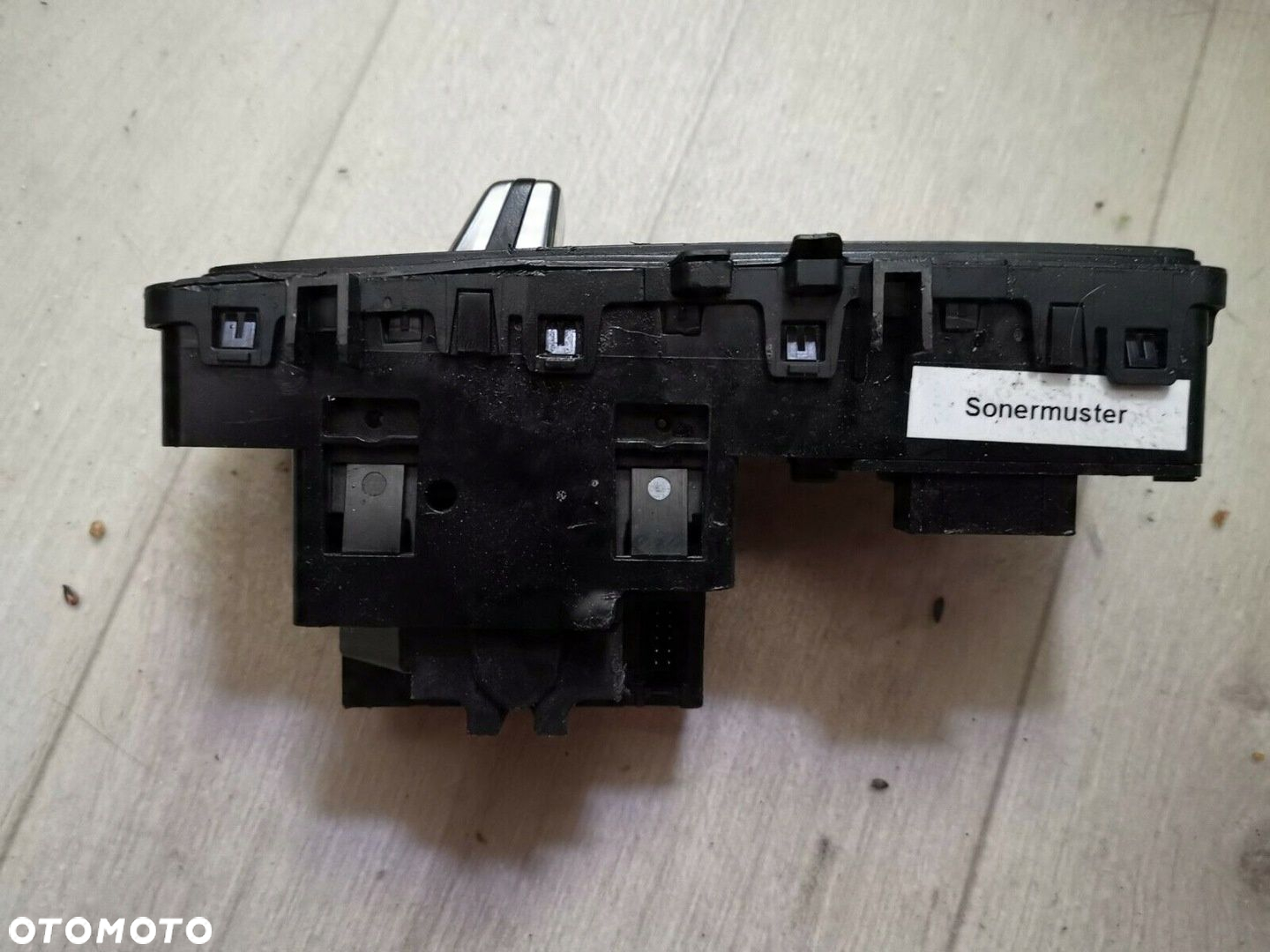 PRZEŁĄCZNIK WYBIERAK AUDI 8Y0713059A - 3
