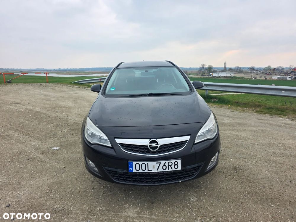 Opel Astra 2.0 CDTI DPF Design Edition - 26