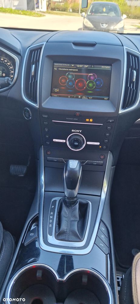 Ford S-Max 2.0 TDCi Titanium PowerShift - 18