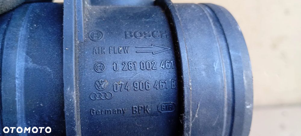 Przepływomierz powietrza VW Passat B6 2.0 TDI 074906461B - 6