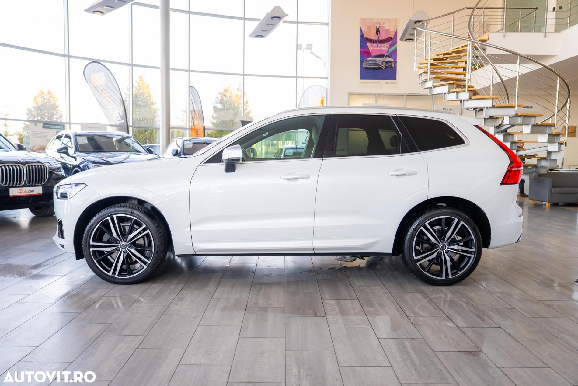 Volvo XC 60 D5 AWD R-Design - 10