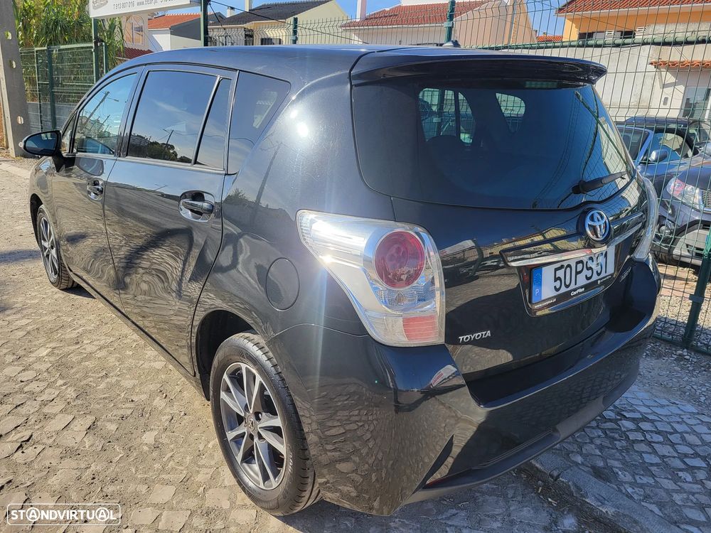 Toyota Verso 1.6 D-4D Comfort - 1