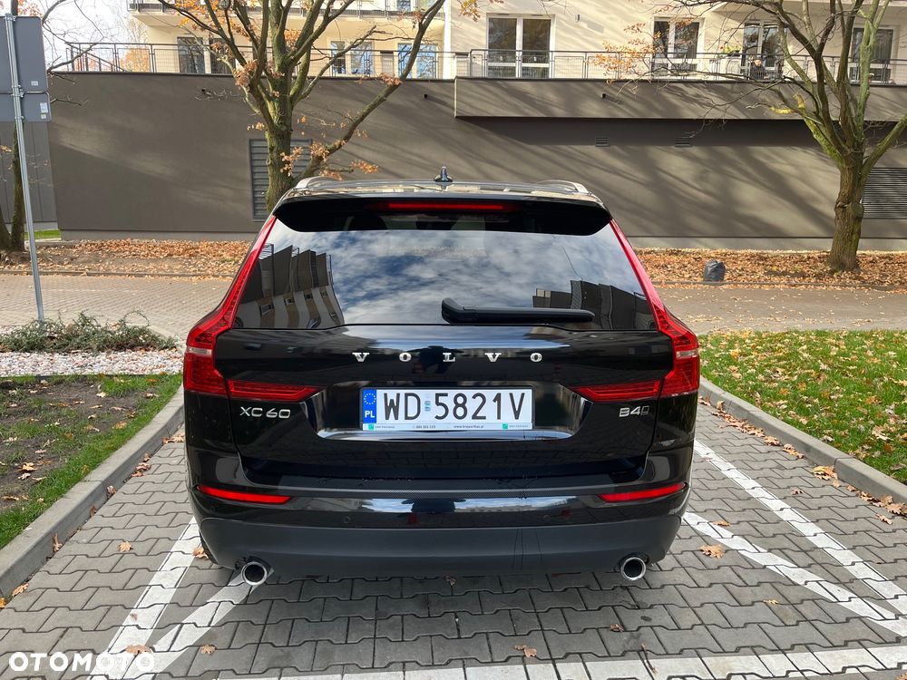 Volvo XC 60 D4 AWD Momentum - 5