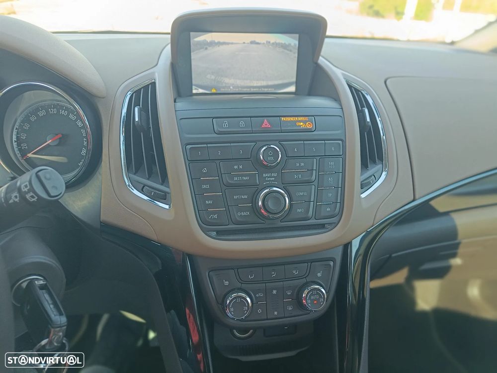 Opel Zafira 1.6 CDTi Cosmo - 11