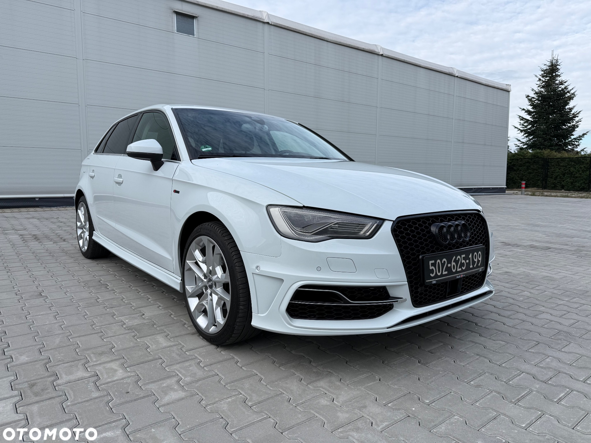 Audi A3 Sportback 1.4 TFSI S tronic S line Sportpaket - 3