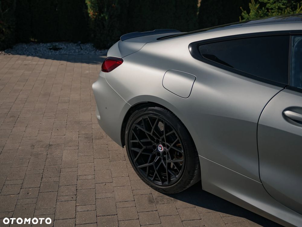 BMW M8 Competition - 8
