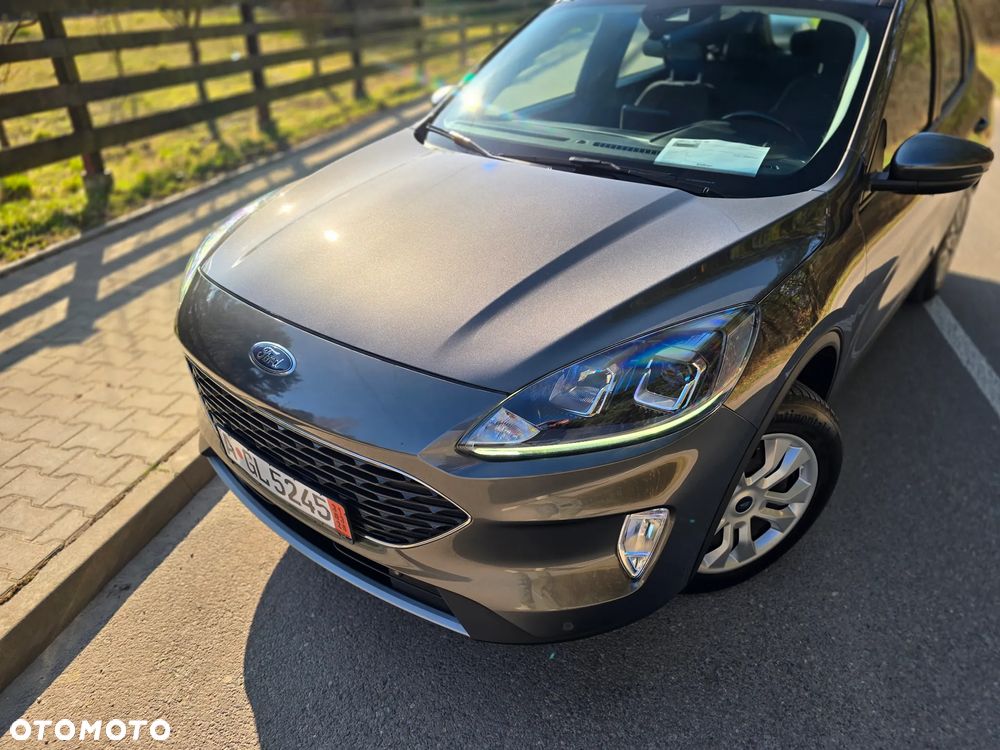 Ford Kuga - 37