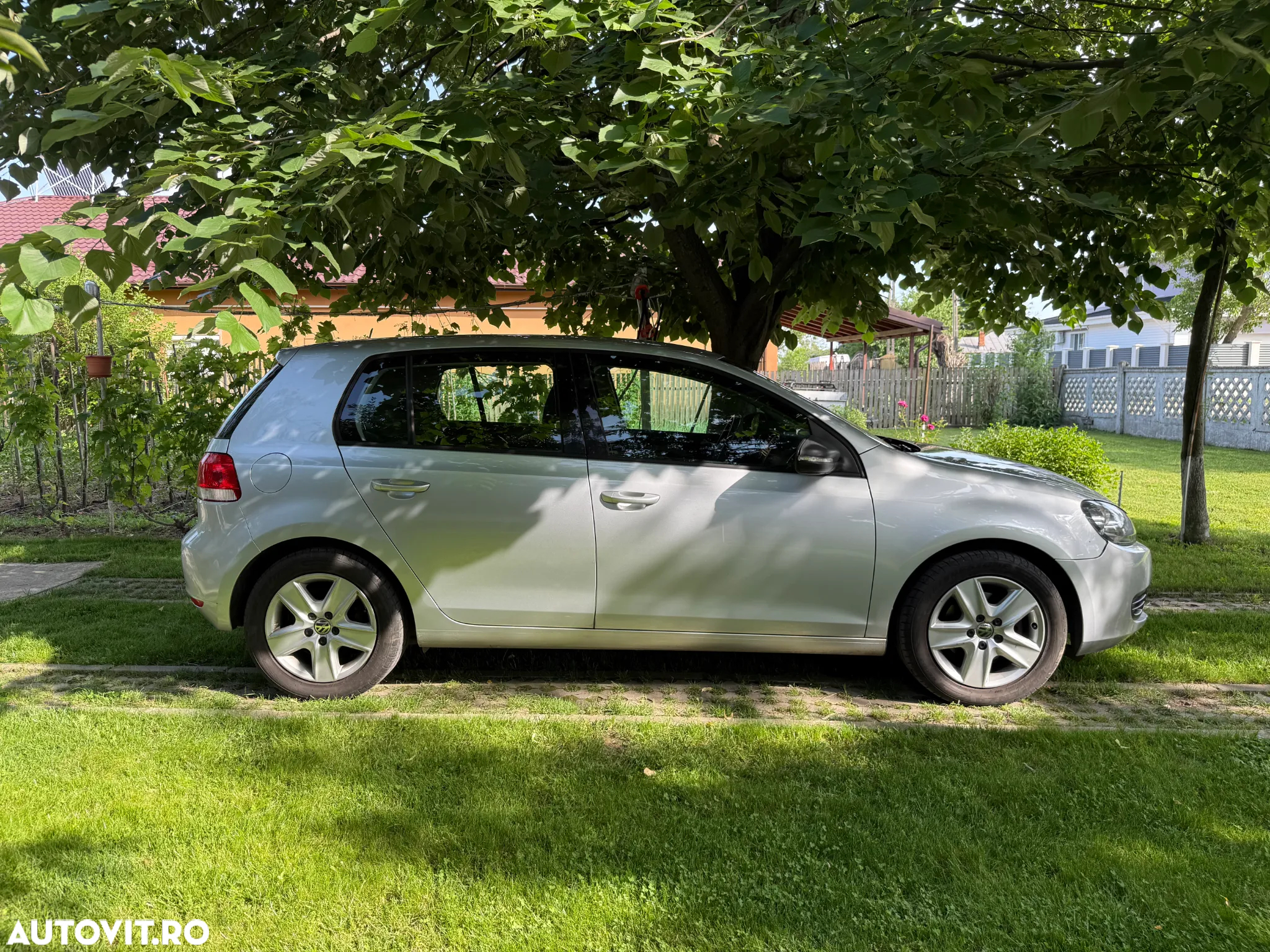 Volkswagen Golf - 3