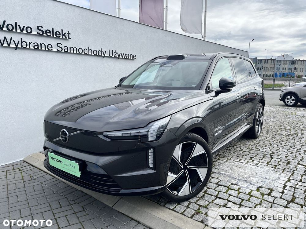 Volvo EX90 - 35
