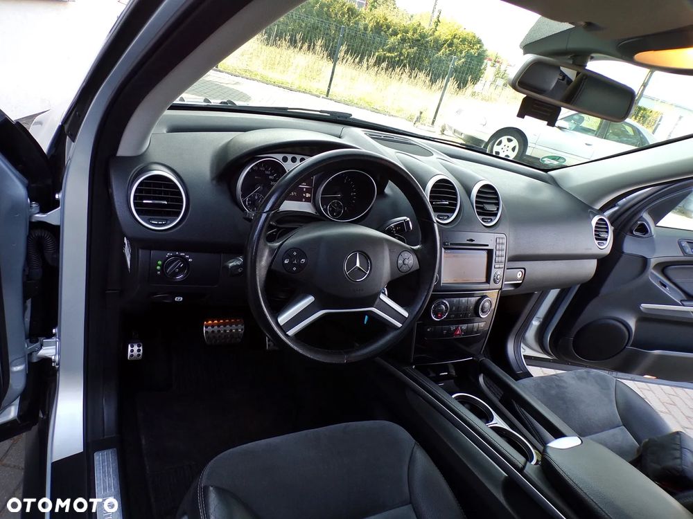 Mercedes-Benz ML 280 CDI 4Matic 7G-TRONIC Edition 10 - 15