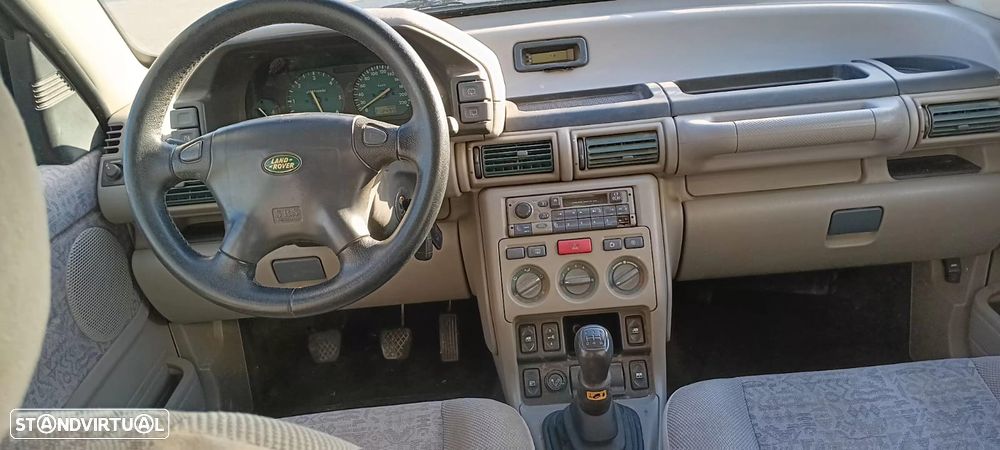Land Rover Freelander 2.0 di - 11