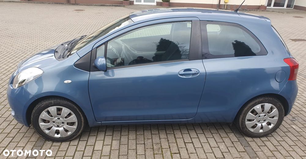 Toyota Yaris 1.3 Sol - 6